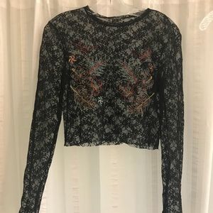 Lace long sleeve crop top